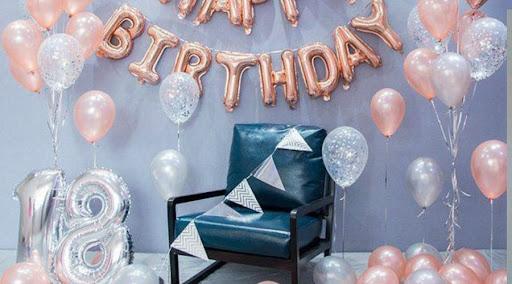 Trang trí sinh nhật tại nhà cho người lớn đẹp nhất 2022